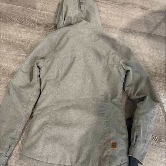 Orage Women's Gray Ski Jacket - Picture 3 of 8